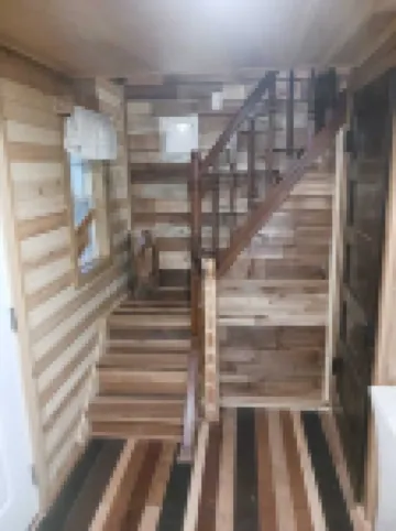 "Ridge Haus" Tiny Cabin on the Creek at Waldbaden