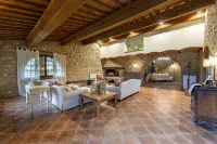 Charming villa in Chianni,Pool,garden, A/C, Pergola for al fresco dining,sleep 9