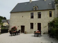 La Vallée II within walking distance of the sea