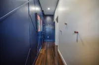 Boston Luxury Home, Free parking, 5 mins to the Casino, 10 minutes to airport. Hotels in Everett