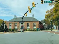Modern 3 BR house in Belmont