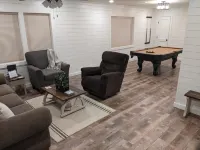 The Corner Cottage with Private Fishing Pond