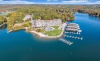 NEW, CLEAN - Belle's Boat Haven Studio in Smith Mountain Lake