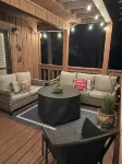 New! Whispering Bluff Luxury Retreat~ Beautiful Sierra Blanca Views