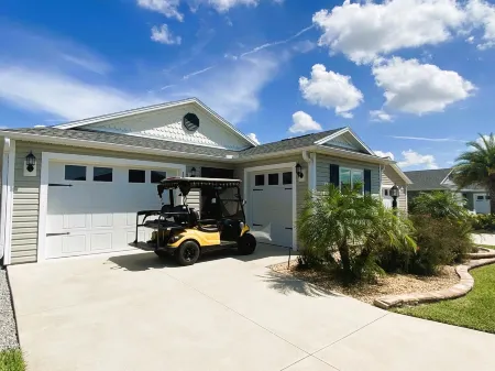 LAST MINUTE OPENINGS, in The Villages, dog-friendly home with golf cart!