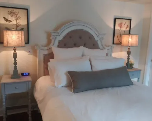 Elegant private suite located downtown historical Chickamauga, Ga Hotels in Walker County