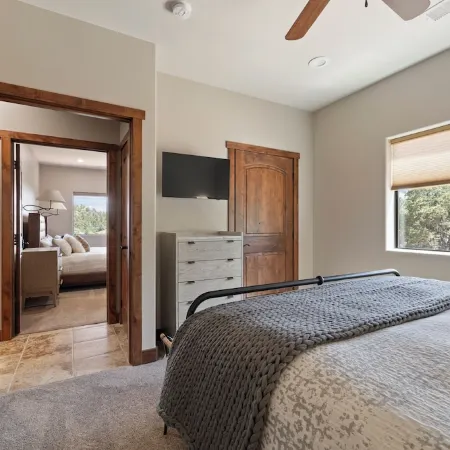 Canyon-View Retreat Minutes from Zion with Hot Tub, Game Room & Chef’s Kitchen
