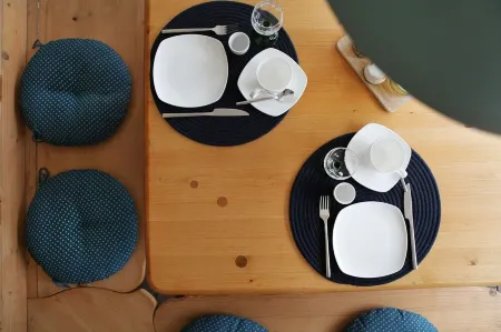 Enchanting little vacation cottage in Röpersdorf directly on Lake Uckersee Отели в г. Уккермарк