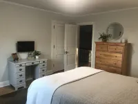 Fully Renovated Historic Home with bluff views of Missouri River & Valley