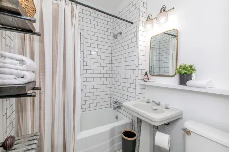 Modern Loft in Historic Birdtown - Unit 4