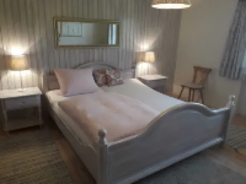 Newly renovated apartment Heissbauer Obstgarten! Wonderful mountain view, central ヴァッカースベルクのホテル