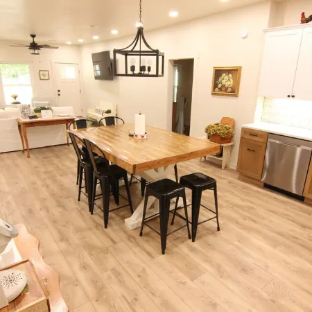 Fully Remodeled!   Three minute WALK to the Pioneer Woman Merc!