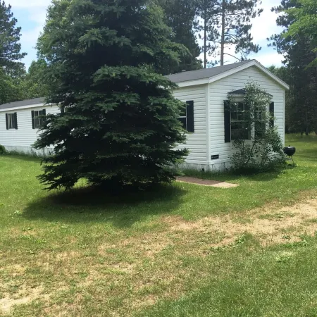 Lake House Retreat--fish/boat/relax. DOGS welcome