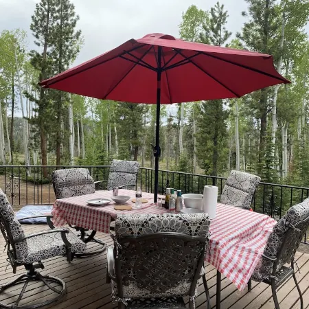 COZY🏡CABIN NEAR⛰BRIAN HEAD☀️ZION🌄BRYCE CANYON 🏞WITH📡Wi-Fi 🐶 PET FRIENDLY