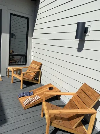 Brand New Townhome in Downtown Westminster Отели рядом с достопримечательностью «Колледж Фронт Рейндж Коммьюнити»