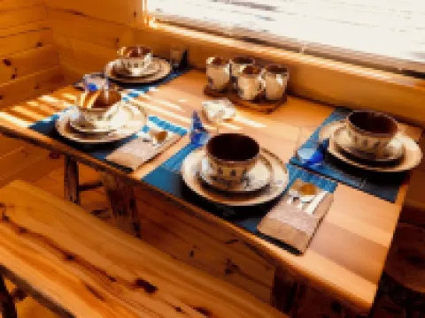 Secluded Luxury Tiny-House in the Woods with Finnish Sauna - 4WD Recommended! 瑞縣酒店