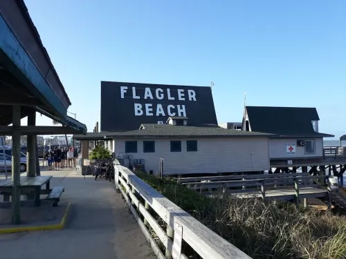 Sunshine Daydream in the heart of Flagler Beach Hotels in Flagler Beach