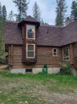 Cozy, rustic private cabin in the woods! Skip to the river & CDA bike trail!