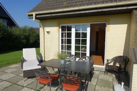 Friedrichskoog-Spitze, dike view, quiet location, short distances, family friendly