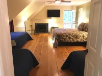 8 Bdrm🏆29ppl Hotub,Pool,Pond, 9miles Chatt - 露台