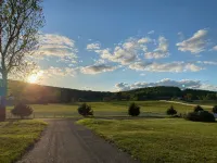 “The Suite at Chase Cottage - Private Entrance! Luxury accommodations.
