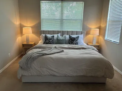 Spacious 4Br Retreat 2 Master Suites Near Disney. Perfect for Families Hotels near Christ Sanctified Church