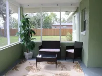 Peach Paradise-Enjoy a cozy retreat in the country! Hotels in DeSoto County