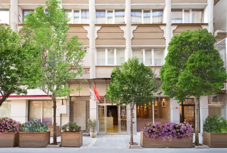 Park Caglayan Hotel