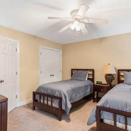 4 Bedroom 4.5 Baths, Sleeps 8 on course #5