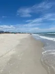 Spacious Condo! Great Beach and Location! Awesome Sunsets! Linens provided!