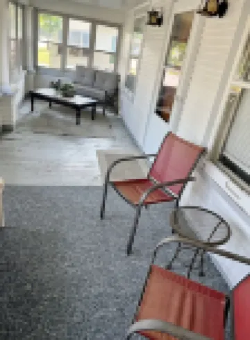 Charming 1920s, pet friendly home, centrally located!