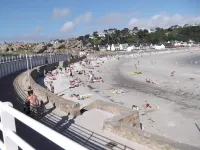 Calm and tranquility in this apartment located 900m from the beaches Hotels in Trebeurden