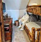 Spacious 3B/3B Condo. Luxury Amenities. 1st FLR. Hot Tubs. Close to all the FUN.