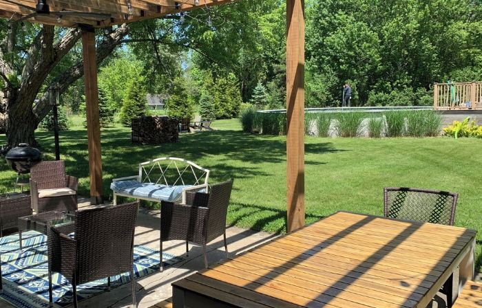 Warren Dunes- Pool, Hot Tub, Pet Friendly, Firepit, Pergola, Near Beach