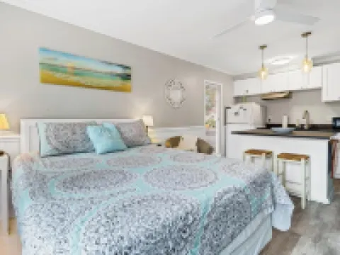 A Room With a View-1 BR Efficiency Condo Close to Everything. Hotels in Edisto Beach