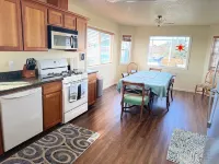 Emerald Isles-close to the beach