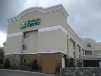 Holiday Inn Express NASHVILLE W I40/WHITEBRIDGE RD by IHG Hotels near Tennessee State University
