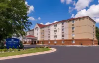 Candlewood Suites Topeka West