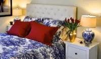 Titania - Second Spring Property 1-3 Bedroom Luxury Rentals In Downtown Ashland