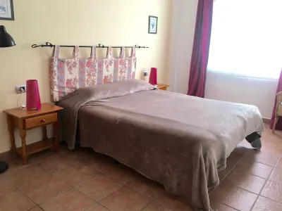 2-3 persons apartment in the sunny South West, Playa San Juan Modern and Bright