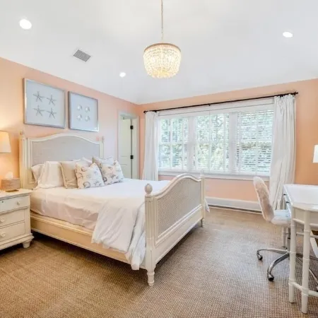 Bridgehampton Estate, Private Tennis, Minutes from Ocean Beaches