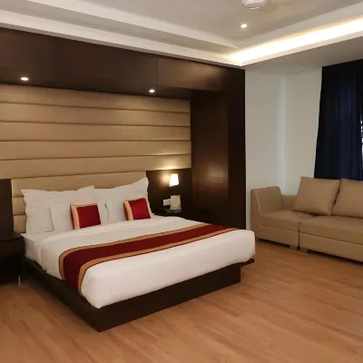 Hotel Myriad Отели рядом с достопримечательностью «Исторический музей Residency»