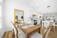 NW Gem! Modern 4BR Home:Cozy Elegance, Near Parks, Dining & Easy Freeway Access