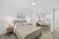 Oceanfront Retreat: Modern 3-Bedroom Condo in Palm Coast - ติดทะเล