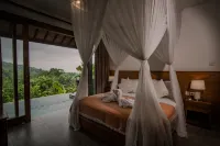 Abinawa hill villa with private infinity pool Hotels in Lovina