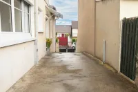 House in the center of Versailles, 5 minutes from the château and freeway