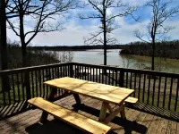 Cabin 3 at Kentucky Lake's  Lynnhurst Family Resort