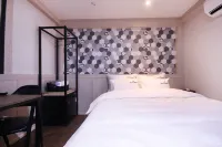 โรงแรมปรินซ์ โรงแรมใกล้โกลด์ธีมสตรีท