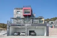 Changwon Byeolbitpumeun Bada Pension