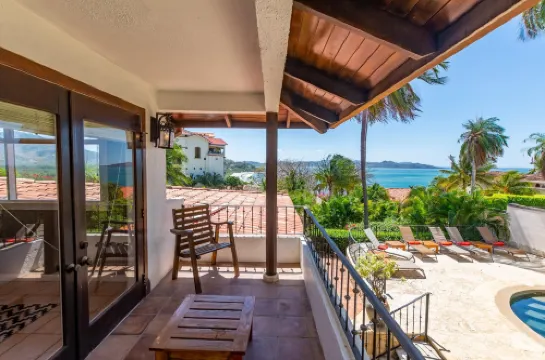 Luxury Five-Bedroom Oasis in Playa Flamingo with a Private Pool and Stylish Decor